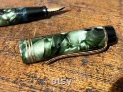 14KT Gold Nib Vintage Fountain Pen Backelite Green Olive