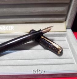 1940's Parker Voicumatic fountain pen, Medium nib Parker Voicumatic USA fountain pen