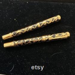 Capella gold and black etched fountain pen set