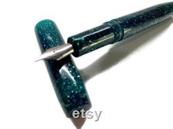 Custom Pocket Fountain Pen DiamondCast Radiance Series, Hiddenite