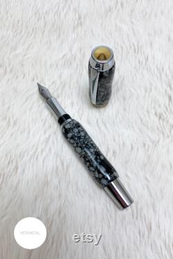 Custom engraved fountain pen, Black and white hand turned personalized ink pen, Christmas customized stationery gift