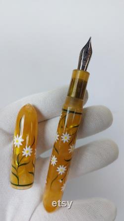 Daisy Handmade and Handpainted Fountain Pen.