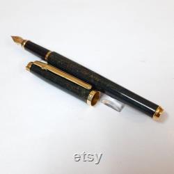 Elysee Marble Green Fountain Pen 14kt Gold Fine Nib