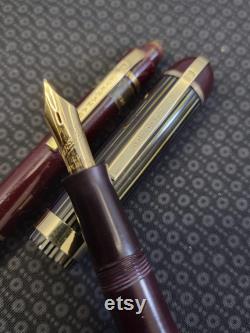 Eversharp Skyline Fountain Pen and Pencil Set withcase (brown w green-blue cap) 1940-48