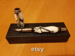 Exquisitely Handcrafted Fountain Pen