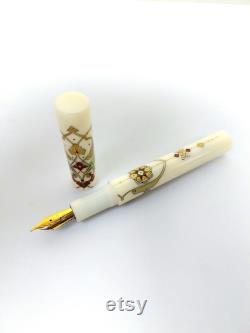 Fountain Pen. Handmade and handpainted.