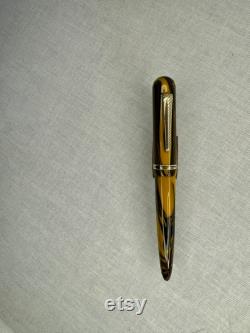 Fountain pen no. 85. Vintage