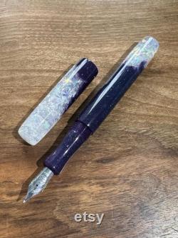 Handmade Colour Changing Purple to Teal 'Crown of Light' Fountain Pen