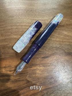 Handmade Colour Changing Purple to Teal 'Crown of Light' Fountain Pen