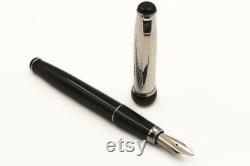 Handmade Fountain Pen with Sterling Silver 925 cap and Black lacquer body