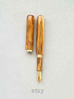 Handmade Fountain Pen (with a genuine Jowo 6 nib)