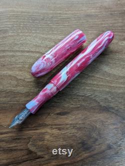 Handmade 'Trendsetter' Fountain Pen