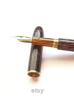 Handmade Wooden (Thai palm) Fountain Pen (with a genuine JOWO 6 nib)