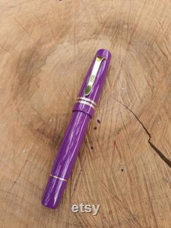 Handmade fountain pen