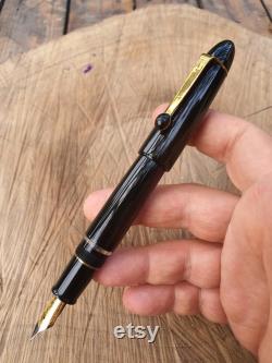 Handmade fountain pen