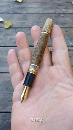 Handmade fountain pen