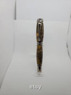 Maple burl fountain pen