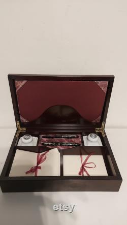 Marbled fountain pens with inkwell and writing set gift box