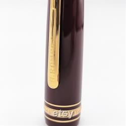Montblanc Meisterstuck 146 fountain pen burgundy color with 14k gold bicolor nib