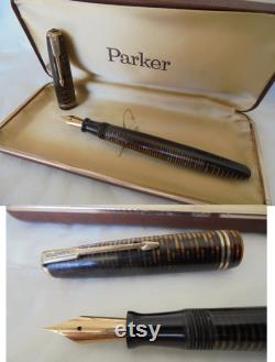 PARKER VACUMATIC Golden brown tiger pearl fountain pen Original in gift box 1950s