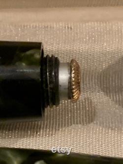 PARKER Vacumatic ca 1938 early one in excellent and 100 original condition in a RARE color Sea green Emerald