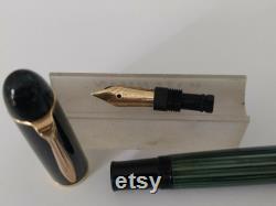 PELIKAN VINTAGE 140 Green Stripe Medium 14K GOLD Nib Fountain Pen Mint