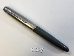 Parker 51 Vacumatic Demi Fountain Pen (gray) 1948