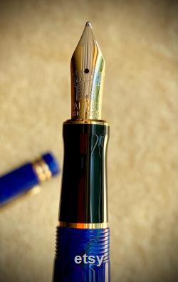 Parker Duofold International Lapis Lazuli New Old Stock with original Ink Converter, box and papers.