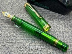 Pelikan M800 green demonstrator 1992 special edition fountain pen