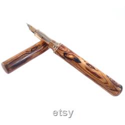Personalized fountain pen in Bocote wood.