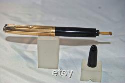 Restored 1946 Parker 51 Blue Diamond ink fountain pen with Gold cap