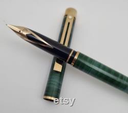 Scarce Vintage 1990, Sheaffer Targa Jade Slim. Serviced With New Sac Complete With Original Convertor.