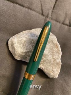 Sheaffer Snorkel Green and Chrome Vintage Fountain Pen 14k Nib 5, made in USA.