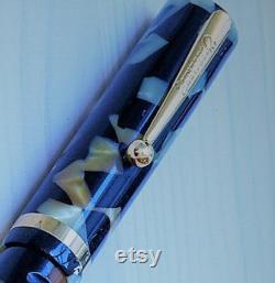 Sheaffer's Senior Oversize Lifetime Flat Top Fountain Pen.