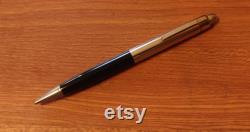 Skyline pen and pencil set in velvet case