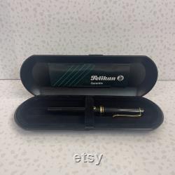 Vintage DEADSTOCK Pelikan M200 Medium Nib Black Gold Fountain Pen with Case, Box, and Wrap