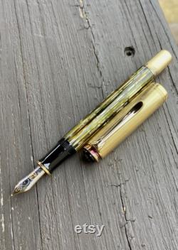 Vintage Pelika n Vermeil M450 Fountain Pen