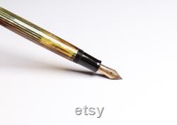 Vintage Pelikan 400 NN Fountain Pen Tortoise Striated 14K Gold Pelikan 585, EF nib Wonderfull gift