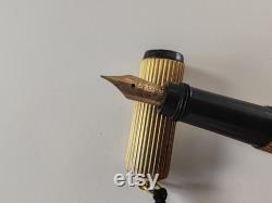 Vintage Rolledout Fountainpen with 14k 1st qualty NIB