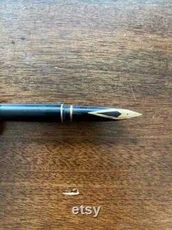 Vintage Sheaffers fountain pen