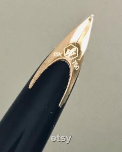 Waterman Carene Deluxe 18 Karat SOLID GOLD Nib Fountain Pen made in France Original Velvet-covered Gift Box included