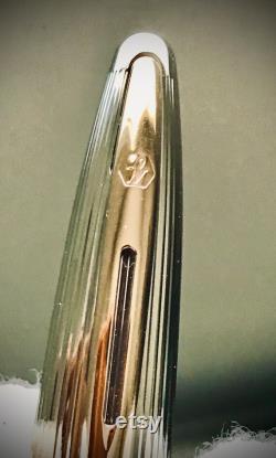 Waterman Carene Deluxe 18 Karat SOLID GOLD Nib Fountain Pen made in France Original Velvet-covered Gift Box included