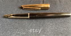 Waterman c f fountain pen solid 18ct gold nib
