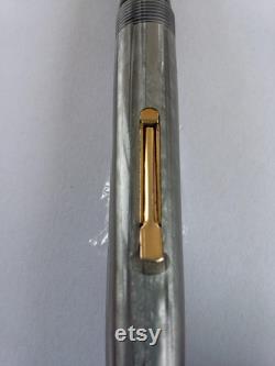 Watermans 512 V fountain pen made in England circa 1940s 14k gold nib silver grey vest fountain pen