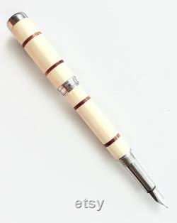 Wooden Fountain Pen Beautiful Holly with Bloodwood Made In USA Stainless Steel Hardware 004FPSSC