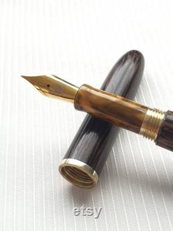 Wooden (Thai palm) Fountain Pen (with a genuine JOWO 6 nib)