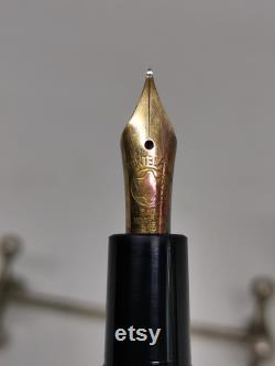 montblanc 264 foumtain pen in extra good working condition